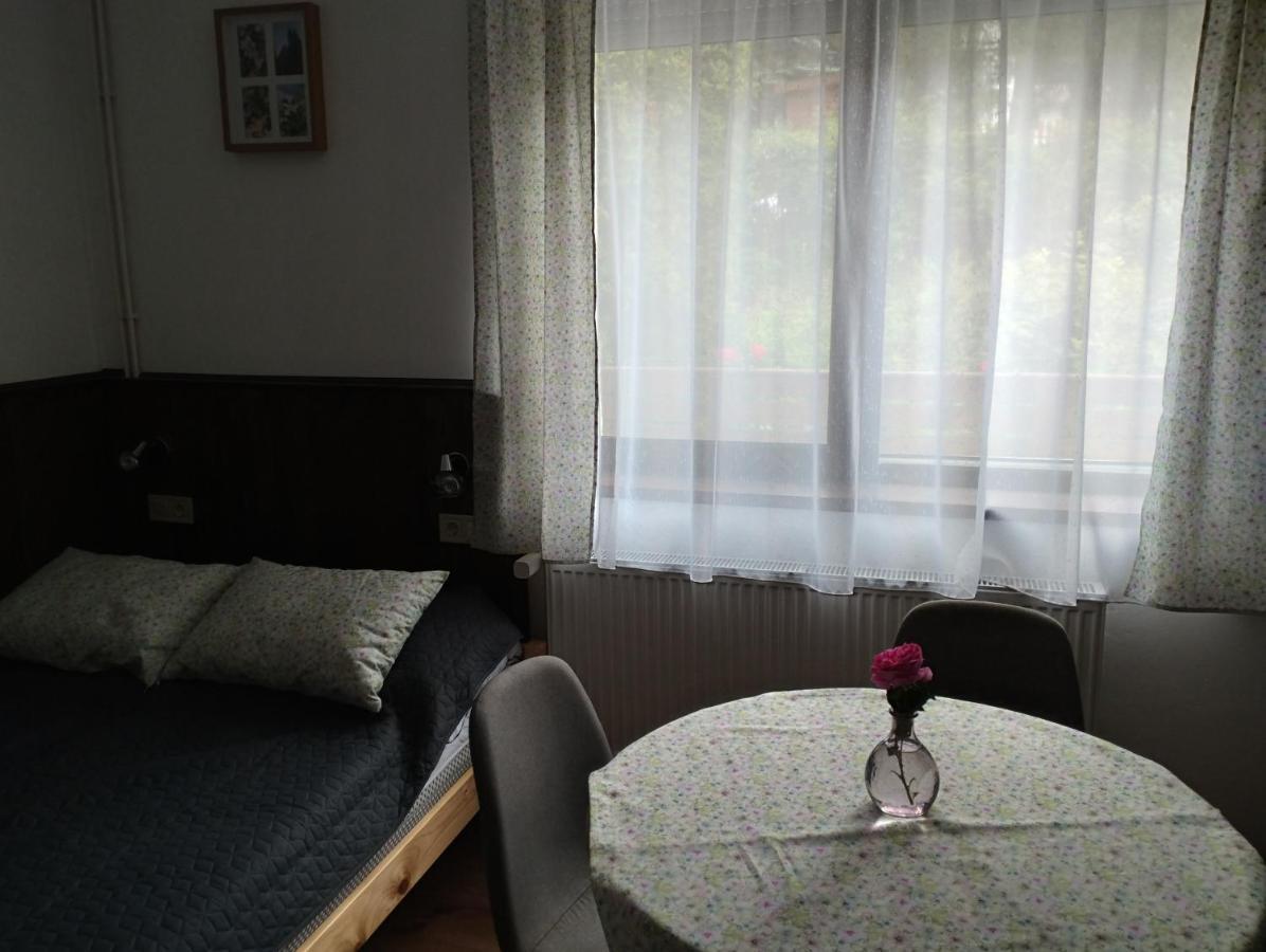 Borzsony Vendeghaz Appartement Zebegény Buitenkant foto